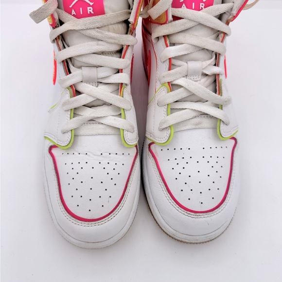 Nike Air Jordan 'Edge Glow' women’s size 7 - Picture 6 of 11